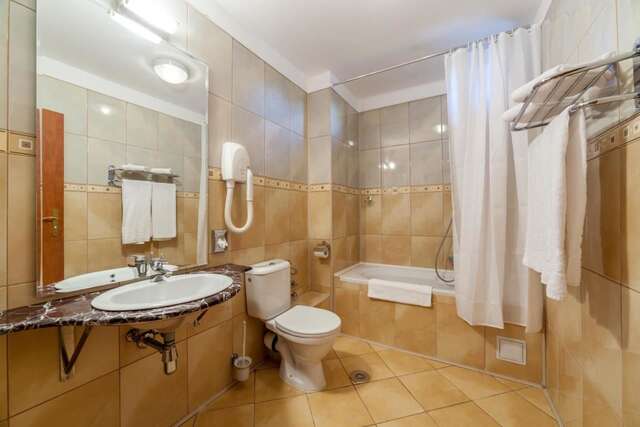 Отель Expocenter Hotel Бухарест-15